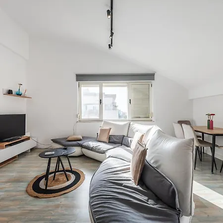 Lucas View Penthouse Tirana